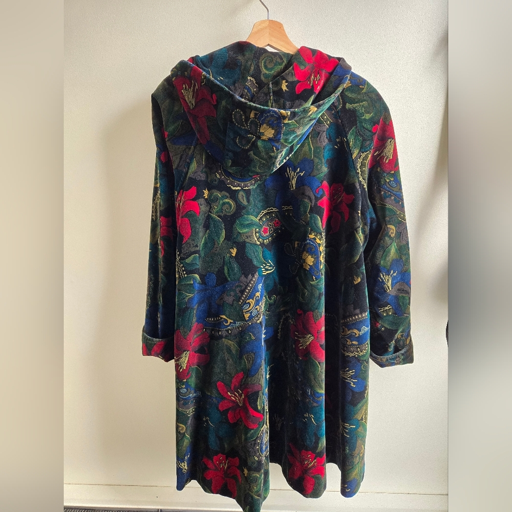 Floral Hooded Women's Coat - Picture 2 of 10
